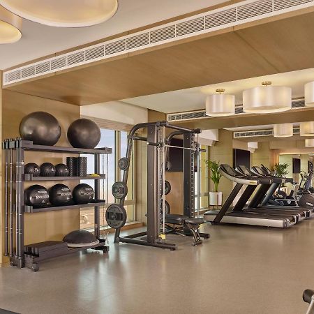 Hyatt Regency Al Kout Mall Kuveyt Dış mekan fotoğraf The gym at the hotel